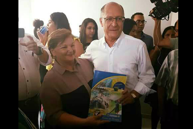 Prefeita Fatima Nascimento e governador Geraldo Alckmin. Foto: Assessoria de Imprensa