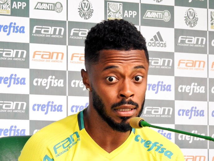 Michel Bastos: caretas acabam inspirando internautas a criarem memes (Foto: Tossiro Neto).