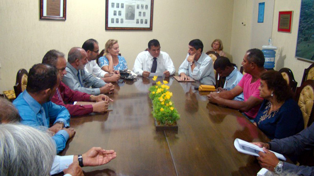 Encontro entre Sindicato e legisladores aconteceu na Câmara de Vereadores. Foto: Assessoria de comunicação