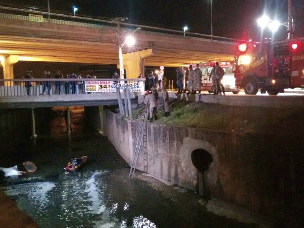 Acidente ocorreu na Avenida Tancredo Neves, em Cuiabá (Foto: Leandro Trindade/TVCA).
