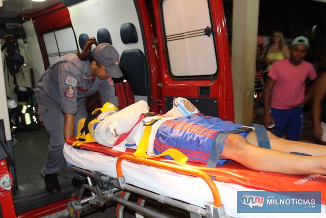 Rapaz foi encaminhado ao pronto socorro pelos bombeiros de Andradina com graves escoriações nos braços. Foto: MANOEL MESSIAS/ Agência