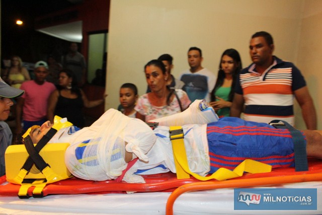 Rapaz foi encaminhado ao pronto socorro pelos bombeiros de Andradina com graves escoriações nos braços. Foto: MANOEL MESSIAS/ Agência