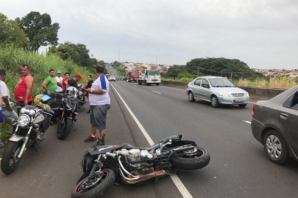 Motociclista morreu após ser atingido por caminhão em rodovia de Marília (Foto: Arquivo Pessoal).