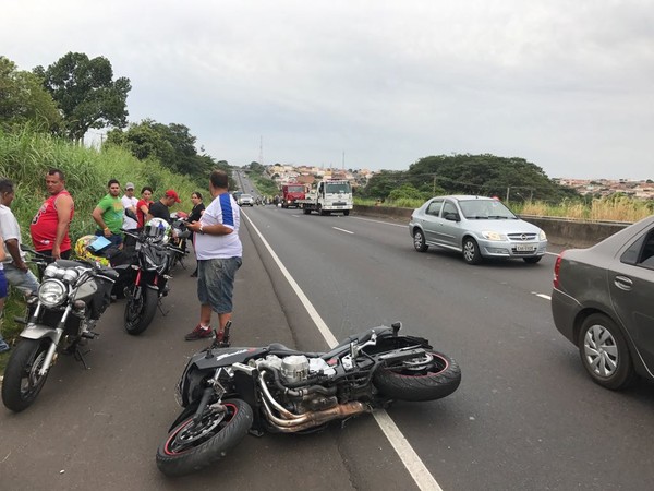 Motociclista morreu após ser atingido por caminhão em rodovia de Marília (Foto: Arquivo Pessoal).