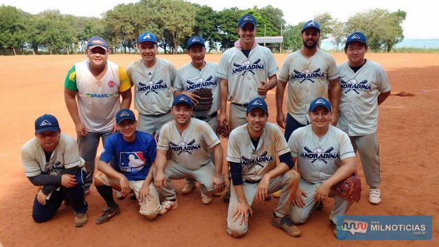 Equipe andradinense de Softbal durante a realização da competição. Foto: Arquivo Pessoal