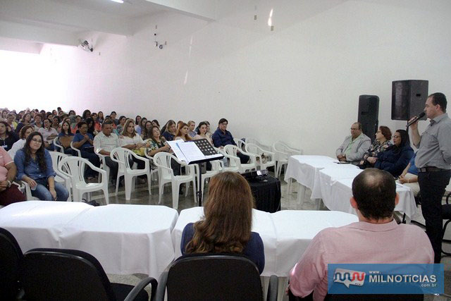 Participaram do 3º Fórum Municipal de Saúde Mental, Álcool e Outras Drogas, profissionais da saúde de Andradina e de municípios vizinhos pertencentes à regional do CAPS AD. Foto: Secom/Prefeitura