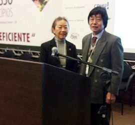 Proposta de instalação de Campus da USP na região Oeste e Noroeste do Estado idealizado pelo ex-prefeito Jamil Ono e apresentada no plenário do 61º Congresso Estadual de Municípios pela prefeita Tamiko Inoue foi aprovada com louvor. Foto: Secom/Prefeitura