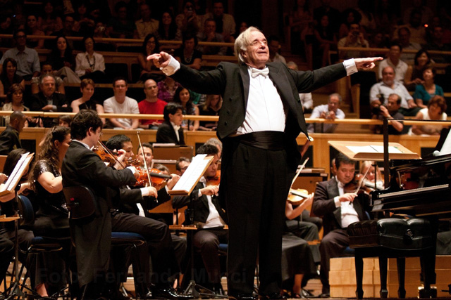 Maestro João Carlos Martins e Camerata Bachiana se apresentam nesta sexta-feira (30). Foto. DIVULGAÇÃO