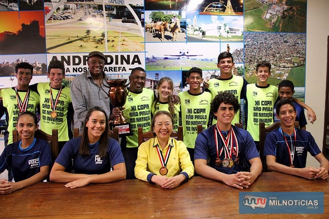 Jovens da natação andradinense ficam com o 3° lugar no Estado na natação masculina e 4° lugar na natação feminina. Foto: Secom/Prefeitura