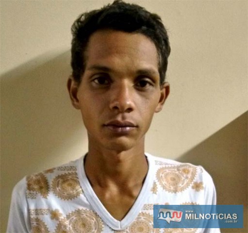 Ajudante de pedreiro Douglas da Cruz Malta, 23, da av. Barão do Rio Branco. Os dois são do bairro Piscina. Foto: DIVULGAÇÃO