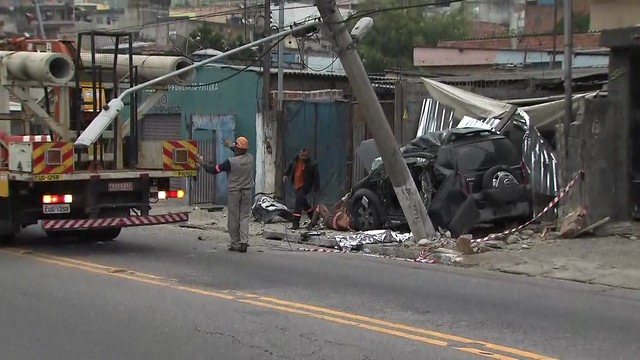 Acidente em Guaianases, na Zona Leste de SP (Foto: Reprodução/TV Globo).
