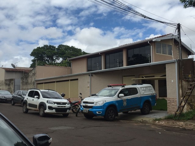 Residência onde o dono da imobiliária foi encontrado morto, em Campo Grande (MS) (Foto: Dyego Queiroz/G1 MS).