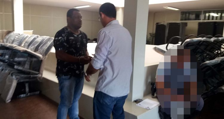 Acusado foi indiciado por tráfico de entorpecente e recolhido à cadeia de Pereira Barreto. Foto: MANOEL MESSIAS/Agência
