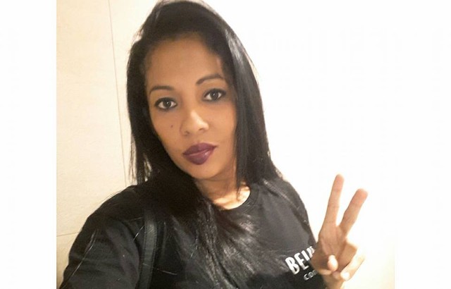Estella Cristina Ribeiro foi esfaqueada nove vezes pelo ex-namorado enquanto dormia (Foto: Arquivo pessoal).