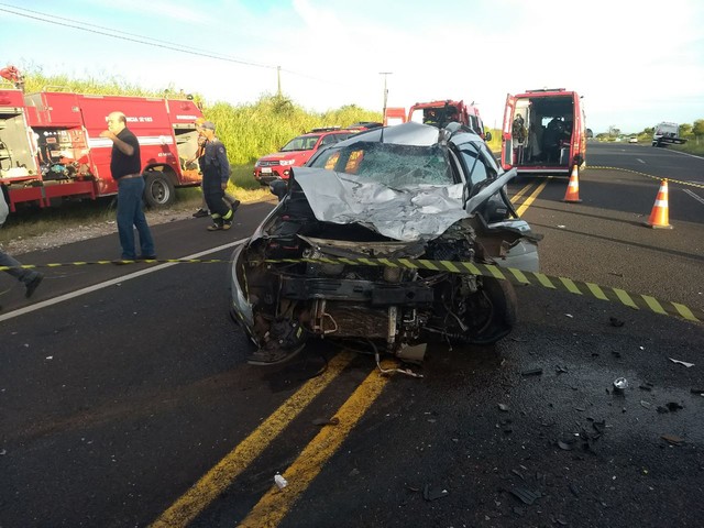 Acidente foi registrado em Martinópolis (Foto: Corpo de Bombeiros/Cedida).