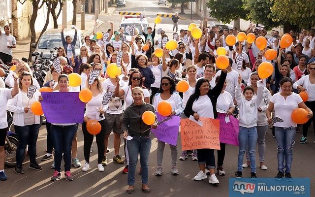 Trezentos e cinquenta pessoas doaram passos para a campanha internacional “Um milhão de passos pela esclerose múltipla”. Foto: Secom/Prefeitura