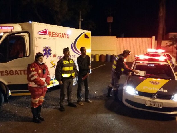 Concessionária envolve ciclistas em sua campanha de segurança. Ação tem como objetivo evitar acidentes de trânsito. Foto: G1