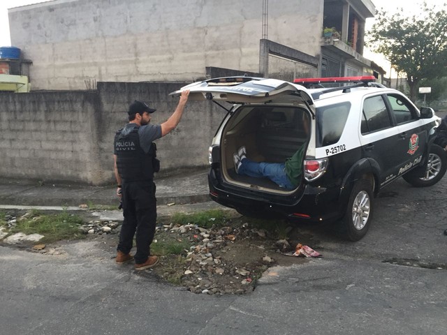 Operação começou às 5h desta quinta-feira (10) (Foto: Divulgação/Polícia Civil)