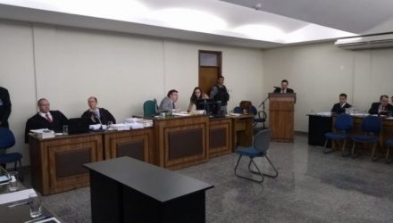 Cleverson Messias Pereira dos Santos com 39 anos 5 meses de prisão e Maicon Gomes de Souza condenado a cumprir 26 anos e 4 meses de prisão. Foto: Celso Daniel/Patrulha News