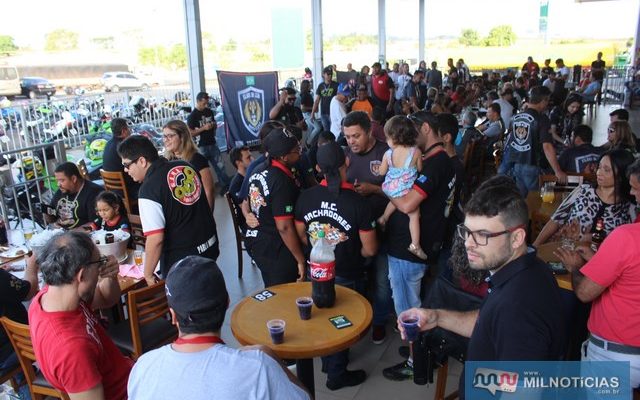 Mais de uma centena de motociclistas compareceram ao evento do Moto Gama. foto: Manoel Messias/Agência