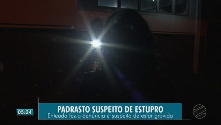 Padrasto foi detido suspeito de estuprar e engravidar enteada de 12 anos em Várzea Grande (Foto: TV Centro América).