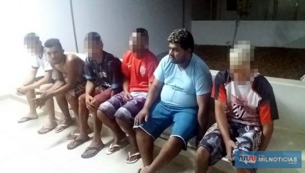 Dos seis detidos, dois acabaram presos acusados de tráfico de droga. Foto: Manoel Messias/Agência