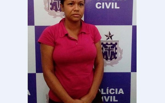 Mulher foi presa em Itabuna suspeita de matar dois namorados envenenados no período de oito meses (Foto: Divulgação/Policia Civil)