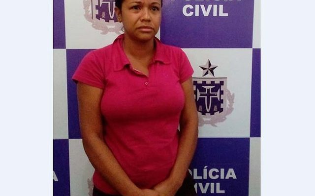 Mulher foi presa em Itabuna suspeita de matar dois namorados envenenados no período de oito meses (Foto: Divulgação/Policia Civil)