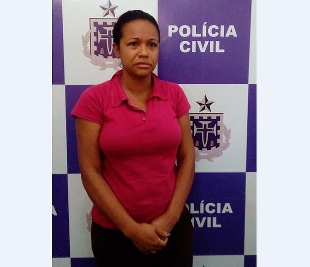 Mulher foi presa em Itabuna suspeita de matar dois namorados envenenados no período de oito meses (Foto: Divulgação/Policia Civil)
