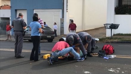 Idosa foi socorrida pelo Corpo de Bombeiros ao pronto socorro municipal, sendo medicada e liberada posteriormente. foto: Luana Carvalho