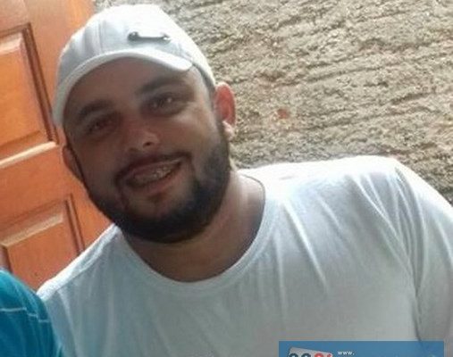 Willians Maciel Dias, suspeito de matar caminhoneiro a pedrada (Foto: Polícia Civil/ Divulgação)