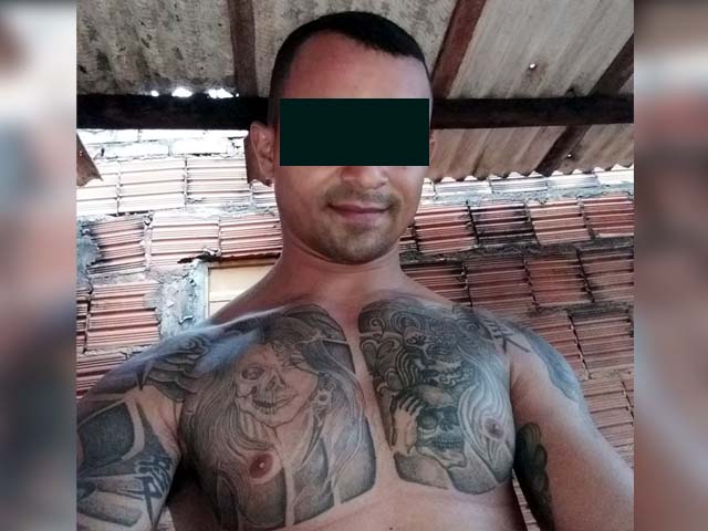 Marcelo Júnior Barbosa da Silva, o “Nenenzão”, de 26 anos, foi preso pela segunda vez acusado de tráfico de entorpecentes. Foto: Facebook/Reprodução
