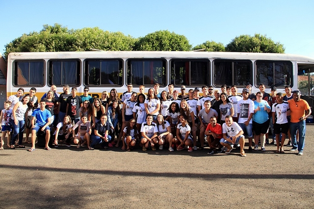 Atletas de Andradina viajaram para Votuporanga onde participarão da 62ª edição dos Jogos Regionais. Foto: Secom/Prefeitura