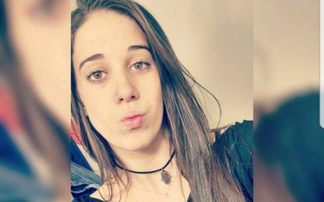 Karolina Martins Pandolfi, de 22 anos, morreu após bater em cavalo em Franca, SP (Foto: Reprodução/EPTV).