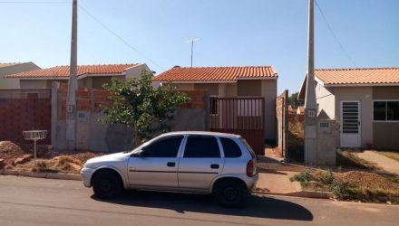 Casas do jardim Bandeirantes tem sido alvo de ladrões, aproveitando que os moradores saem para trabalhar. Fotos: DIVULGAÇÃO