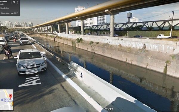 Trecho do Rio Tamanduateí, na Avenida do Estado, em São Paulo (Foto: Reprodução/Google Maps).