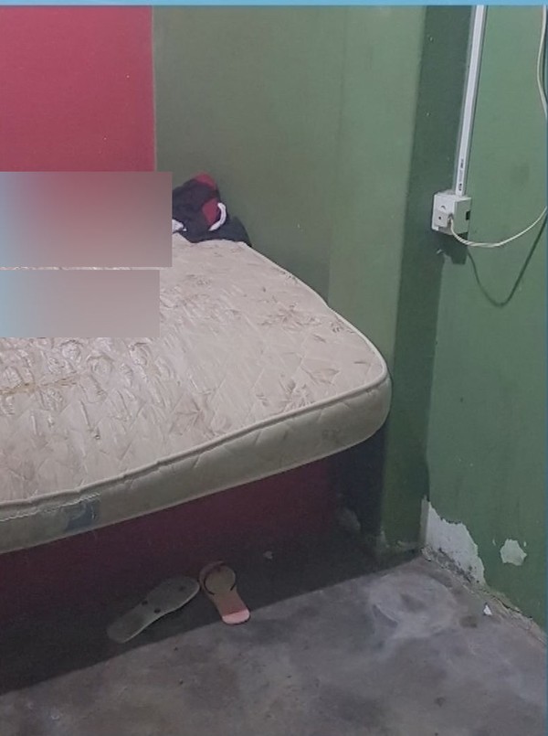 Camila foi encontrada morta nua sobre uma cama, segundo a PM (Foto: TVCA/Reprodução).