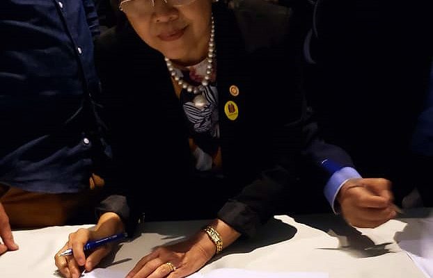 Tamiko durante assinatura no Palácio dos Bandeirantes. Foto: Secom/Prefeitura