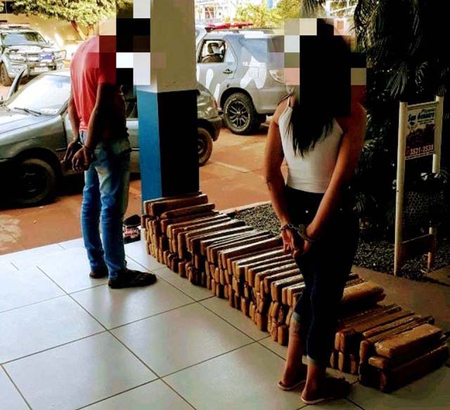 O casal recebeu voz de prisão e foi levado para a Delegacia de Polícia Civil . Foto: Patrulha News