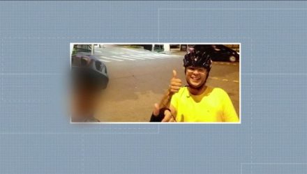 Ciclista morreu ao ser atingido por carro, que fugiu sem prestar socorro (Foto: TV Globo/reprodução).