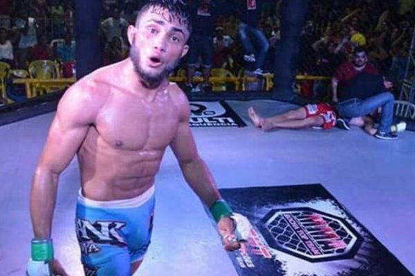 "Joel Tigre" em luta de MMA em (Foto: Facebook / Reprodução ).