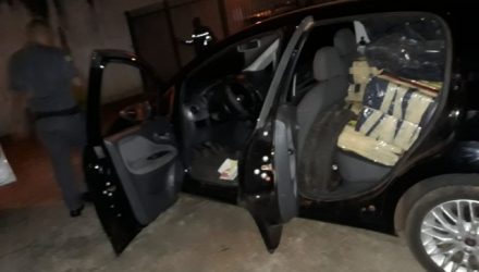 Carro transportava mais de 300kg de maconha (Foto: Cedida/Polícia Militar)