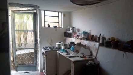 Casal e criança de 1 ano ficaram feridos por causa de explosão de gás em Mogi das Cruzes — Foto: Polícia/Divulgação.