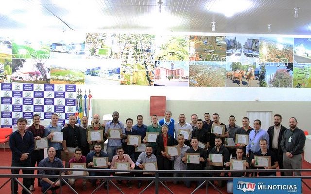 Alunos são formados em projeto do Governo de Andradina, Elektro e Instituto Federal. Fotos: Secom/Prefeitura