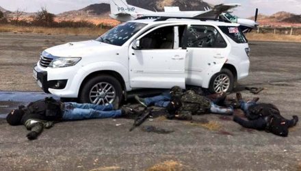 Seis homens foram mortos em tentativa de roubo a avião pagador. Fotos: DIVULGAÇÃO