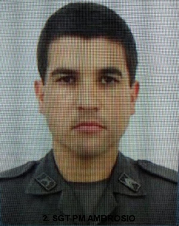 Sargento Ambrósio morreu após ser atropelado por carro em fuga, em Ferraz de Vasconcelos (Foto: Polícia Militar/Divulgação).
