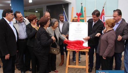 Descerramento da placa inaugural. Foto: MANOEL MESSIAS/Mil Noticias