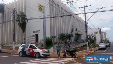 Acidente aconteceu no cruzamento das ruas Paes Leme com Santa Terezinha. Foto: MANOEL MESSIAS/Agência