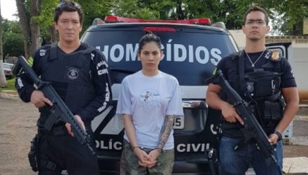 Renata Vermont, de 24 anos, foi apresentada como indiciada por morte de homem em boate de Goiânia — Foto: Divulgação/Polícia Civil
