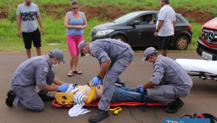 Pedro Mendes, que pilotava a moto, levou a pior, sofrendo diversas escoriações pelo corpo e possível luxação no punho e clavícula. Foto: MIL NOTICIAS/Agência